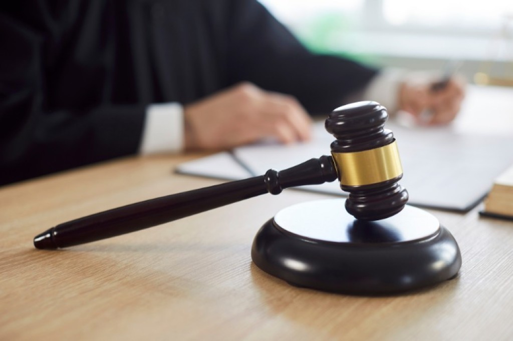 Homem é condenado por armazenar material ilegal infantojuvenil