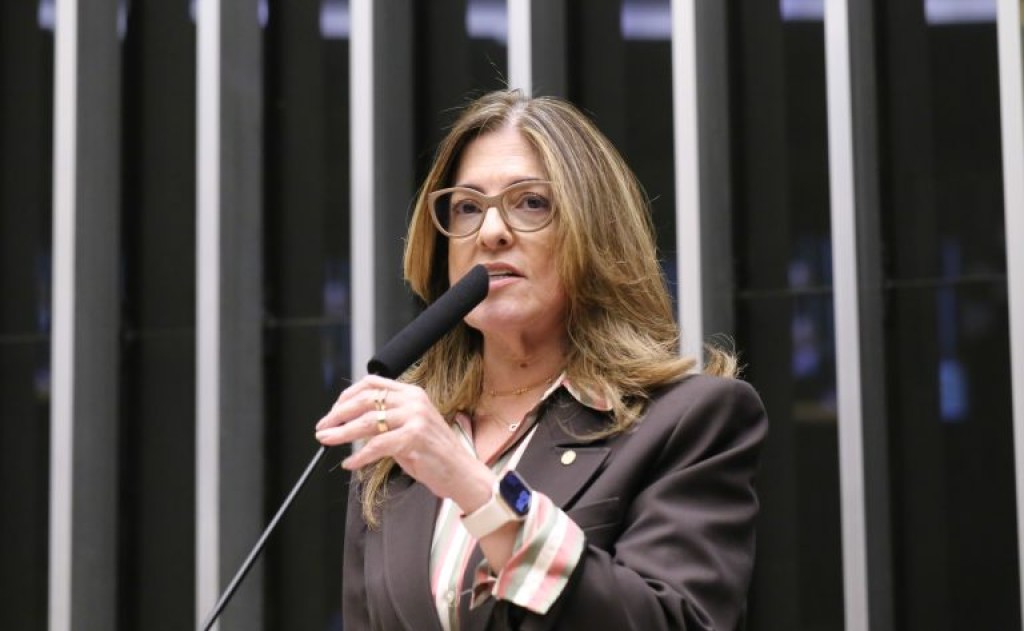 Comissão aprova regras que definem local de ações envolvendo crianças e adolescentes