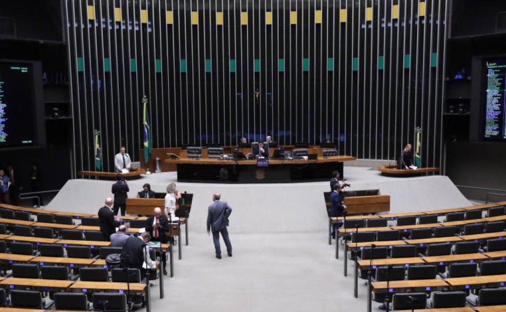 Minirreforma eleitoral permite programa de recuperação fiscal para partidos políticos
